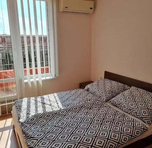 Sunny Family 302, * Слънчев бряг